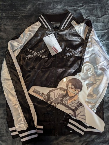 Attack titan rare brand new - attack,