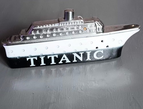 Collectable souvenir titanic - collectable,